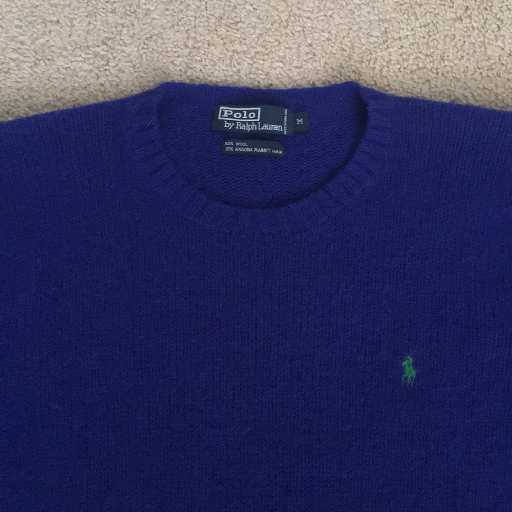 Men’s, size medium, Polo 90% wool/10% Angora